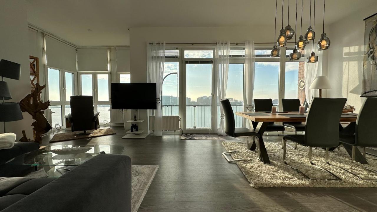 Ferienwohnung Mit Blick Aufs Meer In Wilhelmshaven Exterior photo